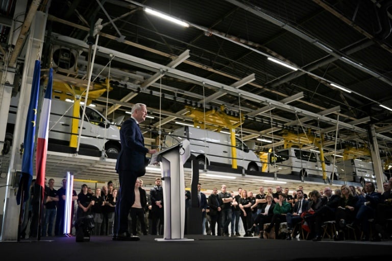 Renault: l'usine de Sandouville produira de nouveaux utilitaires électriques