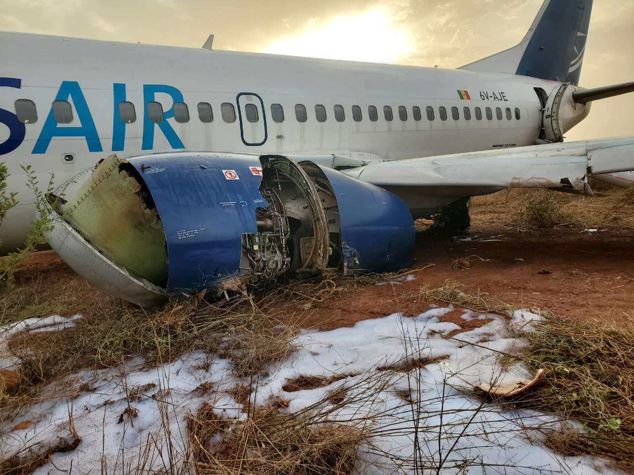 Sénégal : 11 blessés dans la sortie de piste d'un Boeing au décollage