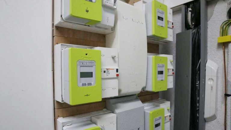 Compteur Linky obligatoire : la Cour de cassation tranche, les usagers ne peuvent plus refuser l'installation