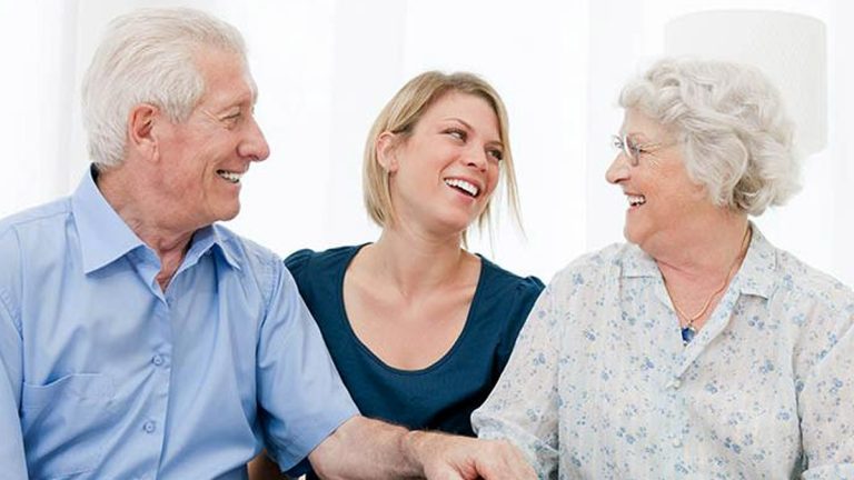 Enfant unique : pourquoi vos parents ont tout intérêt à vous faire une donation de leur vivant