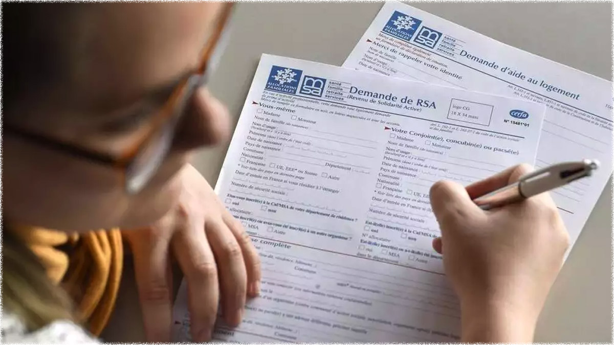 RSA : les allocataires devront-ils vraiment se rendre en agence toutes les deux semaines ?