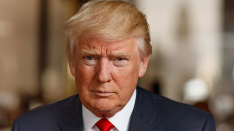 Contournement des droits de douane : voici l'arme secrète des entreprises françaises face aux menaces de Donald Trump