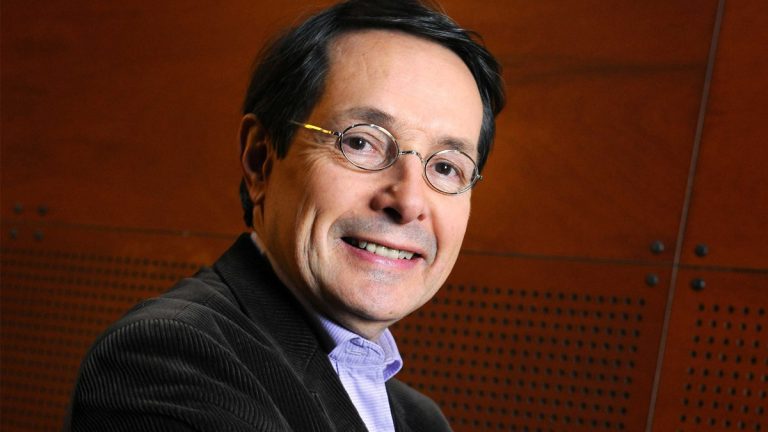 Dette publique : pourquoi la France emprunte 15 milliards d’euros toutes les deux semaines selon l’économiste Christian Saint-Étienne