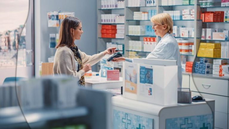 Tiers payant : l’Assurance maladie durcit les règles pour les médicaments coûteux