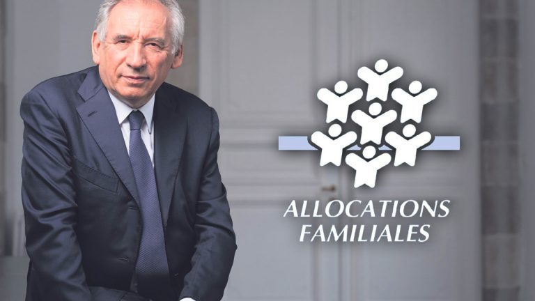 Année blanche de Bayrou : combien d’euros vont perdre les familles sur leurs allocations familiales ?