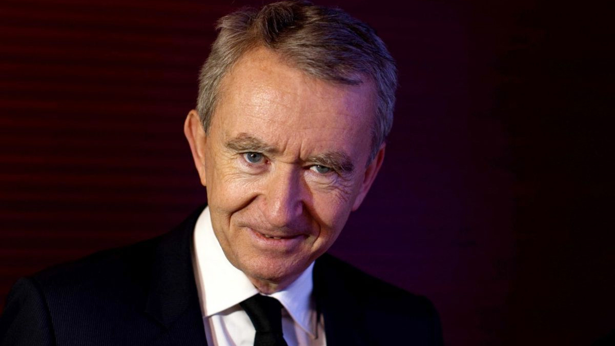 Bernard Arnault visé par un redressement fiscal de 30 millions d’euros : que lui reproche Bercy ?