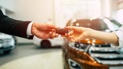 Plus de 200 euros en plus sur la facture : un vacancier raconte sa mauvaise surprise après avoir rendu sa voiture de location en avance