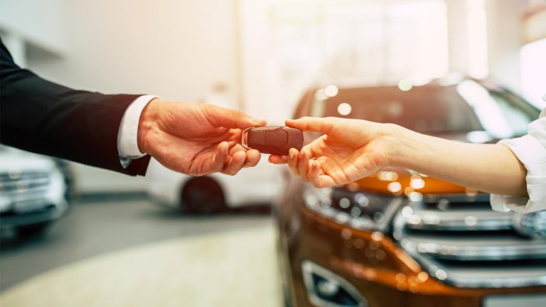 Plus de 200 euros en plus sur la facture : un vacancier raconte sa mauvaise surprise après avoir rendu sa voiture de location en avance