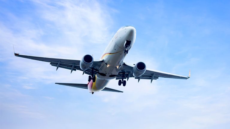 Voyage en avion : un homme en surpoids expulsé après avoir demandé un autre siège