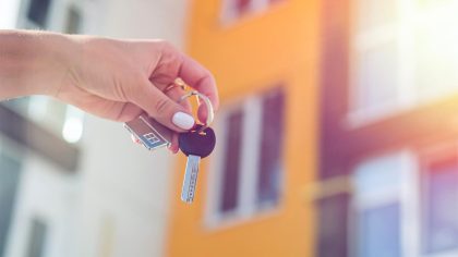 Un propriétaire loue son appartement à des touristes… qui refusent de partir