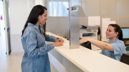 Mutuelle gratuite ou presque : 6 millions de Français oublient de la demander, faites-vous partie du lot ?