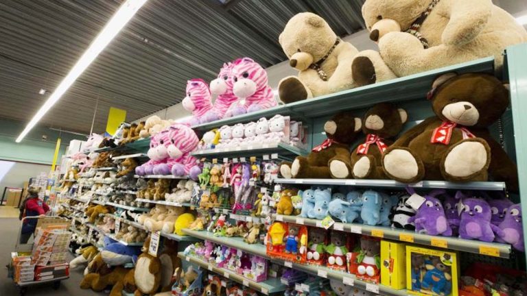 Jouets de Noël 2025 : où les acheter au meilleur prix selon l’UFC-Que Choisir