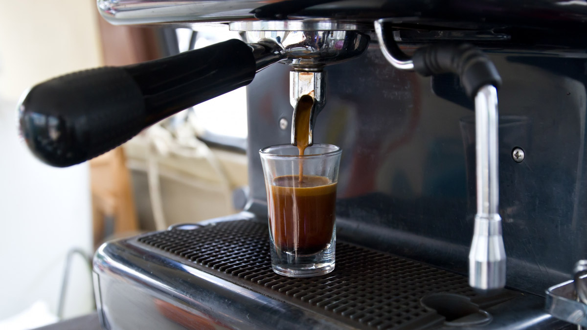 Pourquoi le prix du café coûte 37 % plus cher qu’il y a un an ?