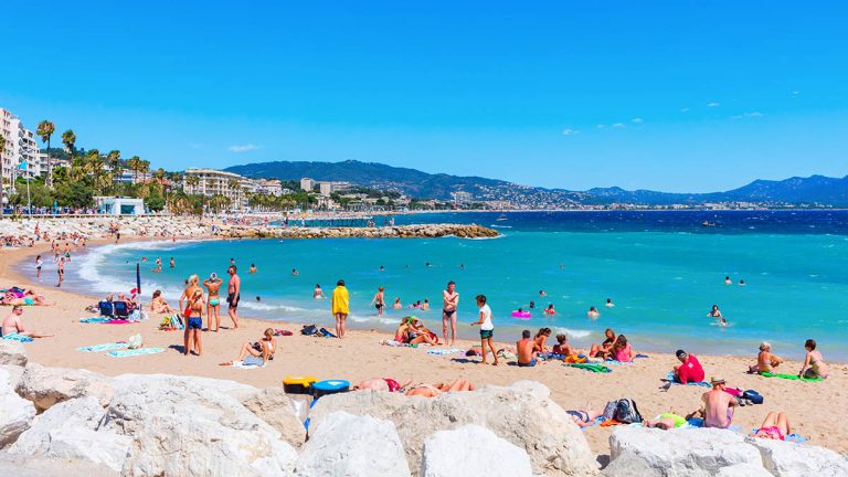 Cette plage est la grande gagnante du concours Plage préférée des Français 2025 (avec 79 % des voix !)