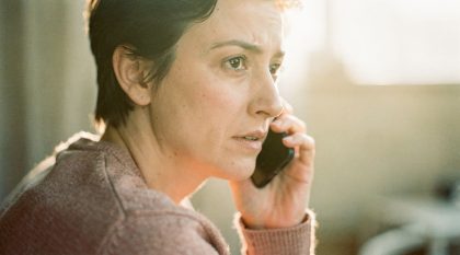reconnaître voix ami téléphone premiers mots psychologie
