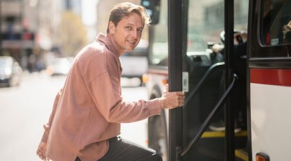 signe tête chauffeur bus descendre psychologie